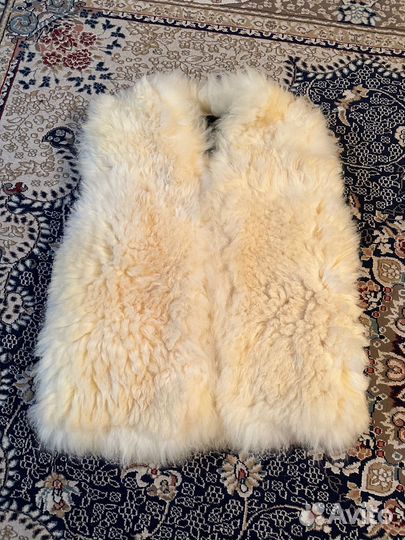 Жилет из цельной овчины