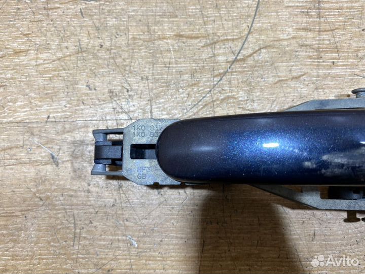 Ручка наружная Volkswagen Golf Plus R40