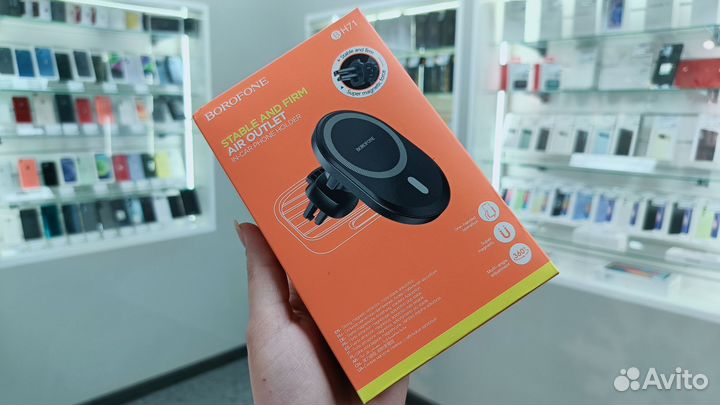 Автомобильные держатели с беспроводной зарядкой