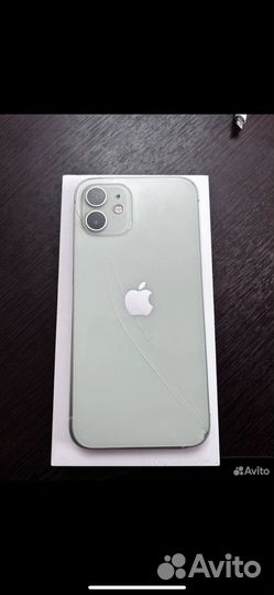 iPhone 12, 64 ГБ