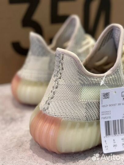 Кроссовки adidas yeezy boots 350 V2