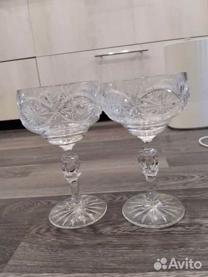 Хрустальные вазы конфетницы