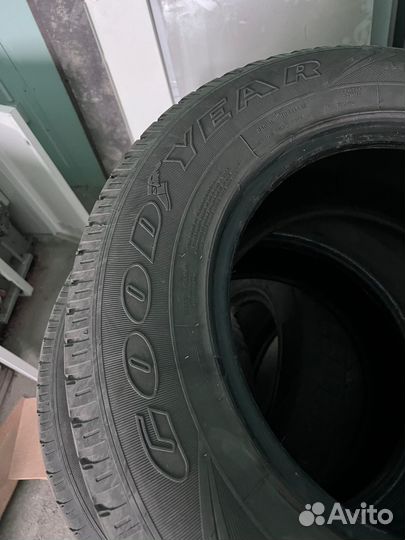 Goodyear Wrangler AT 265/65 R17