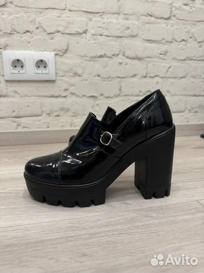 Ботильоны на толстом каблуке