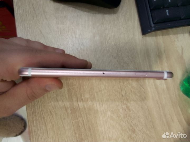 iPhone 7, 32 ГБ
