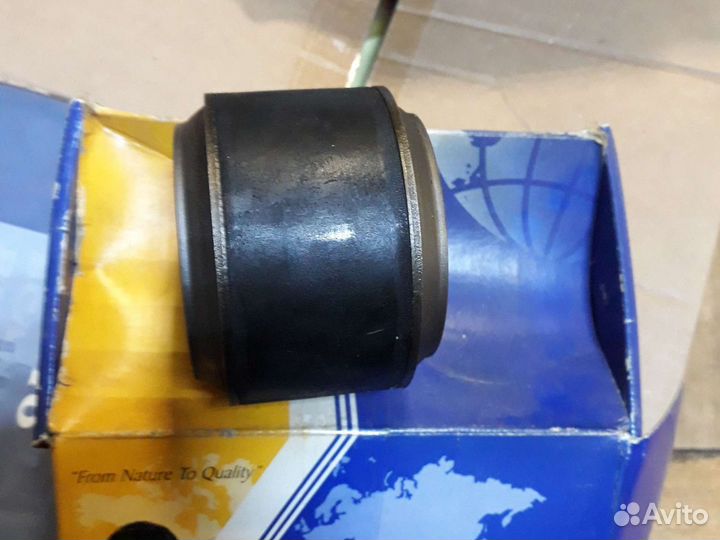 Ремкомплект реактивной V-образной тяги neoplan MB