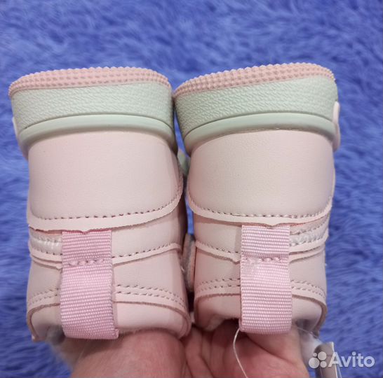 Кроссовки ботиночки зимние для девочки 22р