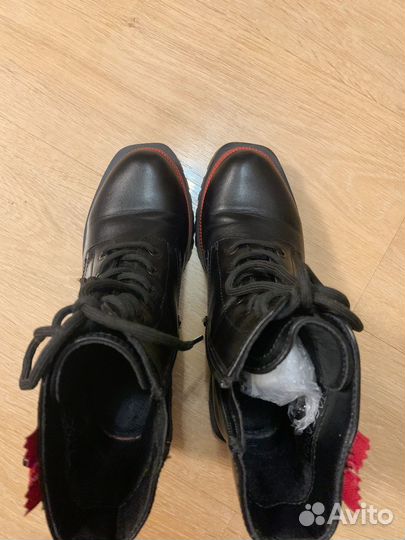 Женские осенние ботинки 36-37 Taccardi Б/У