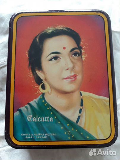 Шкатулка-ретро с индийской актрисой Наргис