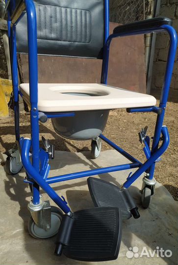 Инвалидное кресло