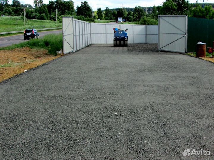 Укладка асфальтной крошки. Отсыпка дорог