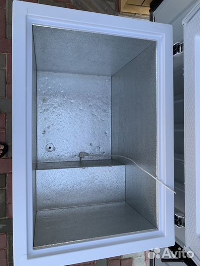 Морозильный ларь на 240 литров