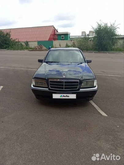 Mercedes-Benz C-класс 1.8 AT, 1998, 300 000 км