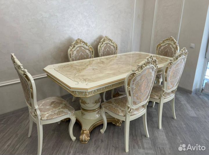 Столы кухонные гостинные
