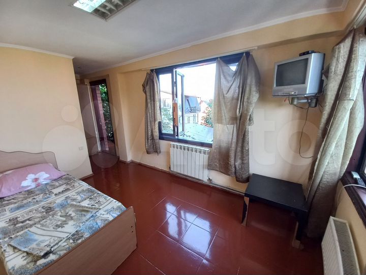 Комната 15 м² в 1-к., 1/1 эт.