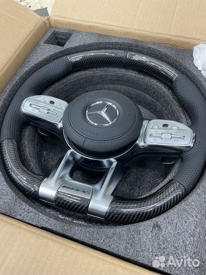 Руль карбон мерседес AMG 6.3