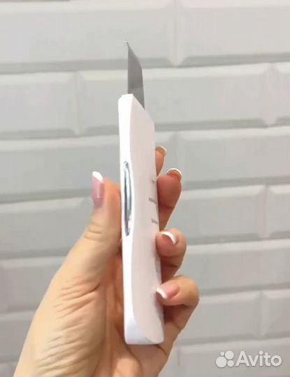 Аппарат для ультразвуковой чистки лица