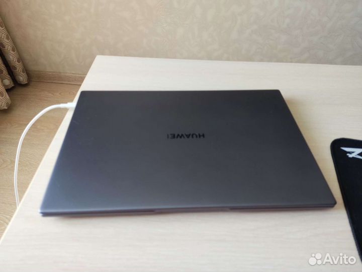 Ноутбук huawei matebook d 14