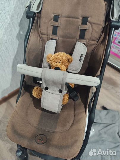 Коляска прогулочная Maya Coletto