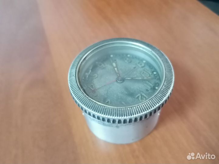 Часы танковые СССР