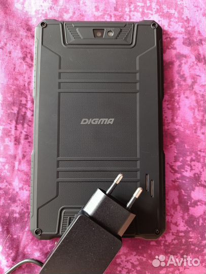Планшет Digma