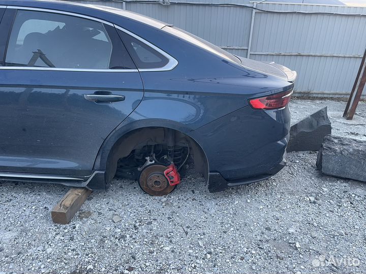 Geely Preface 2.0 AMT, 2023, битый, 27 000 км