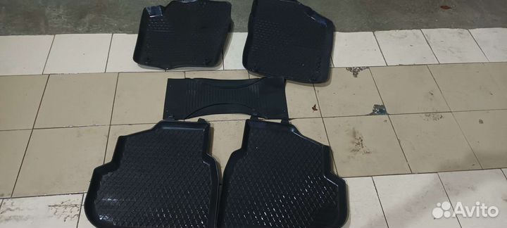 Автомобильные коврики резиновые на volkswagen polo