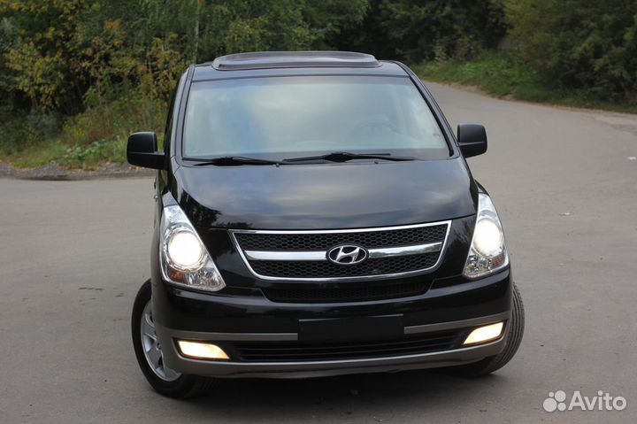 Hyundai Grand Starex 2.5 AT, 2015, 151 000 км