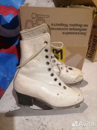 Коллекционные олимпийские коньки