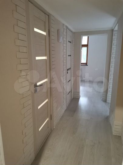 2-к. квартира, 61,8 м², 1/2 эт.