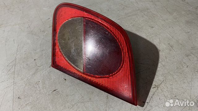 Фонарь багажника правый Mercedes Benz W210 седан