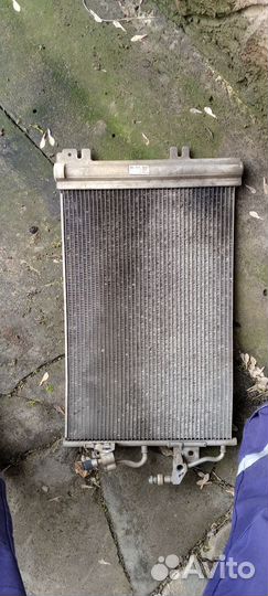 Радиатор кондиционера Опель zafira в