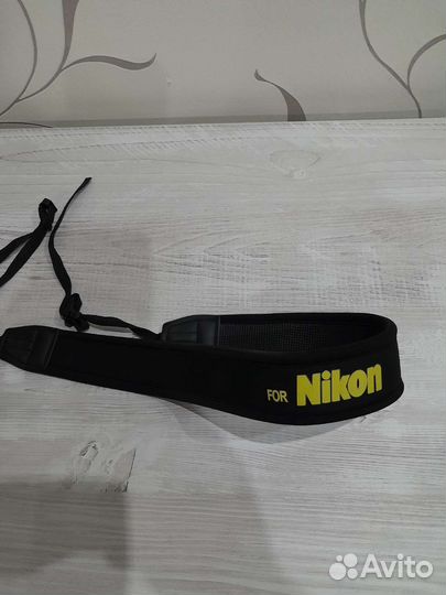 Неопреновый ремешок Nikon