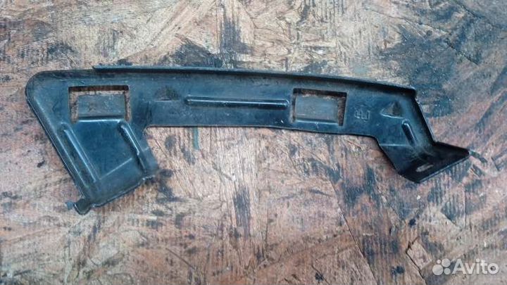 Кронштейн фары передний левый Hyundai Sonata V