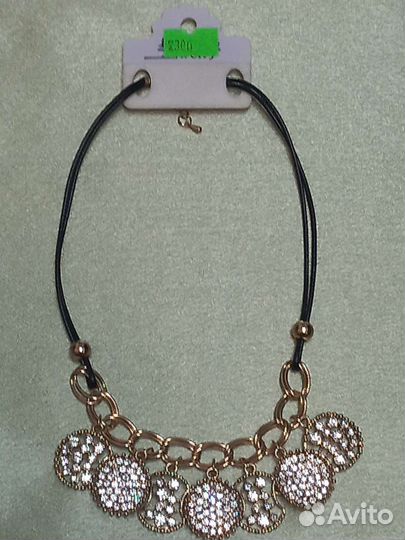 Колье ожерелье