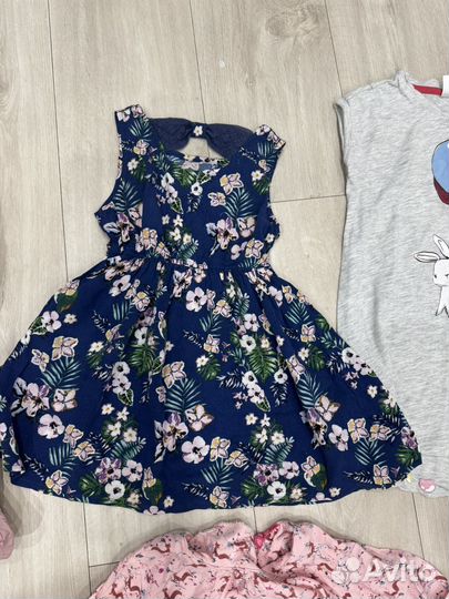 Пакет одежды на 2-4 года для девочки