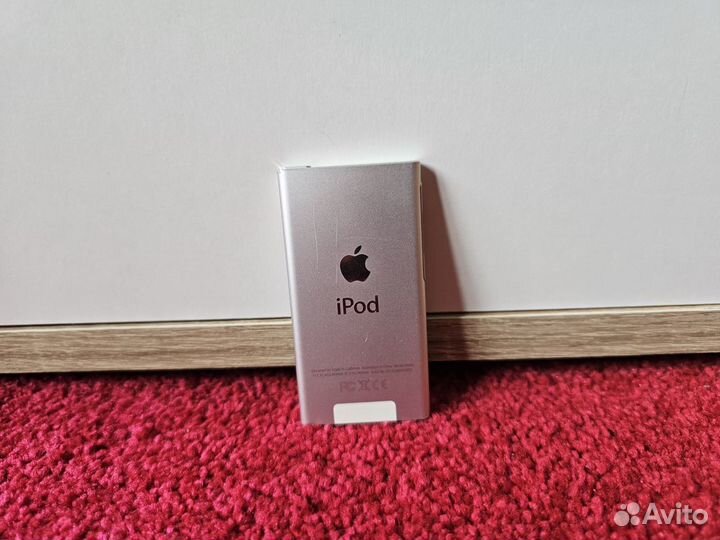 iPod Nano 7 16Гб серебристый