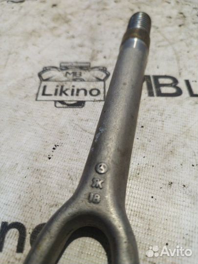 Крюк буксировочный Mercedes W221 Rest