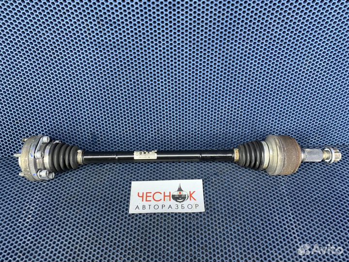 Правый задний полуось задняя правый Audi Q7 4L