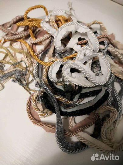 Декоративные шнуры, остатки для рукоделия