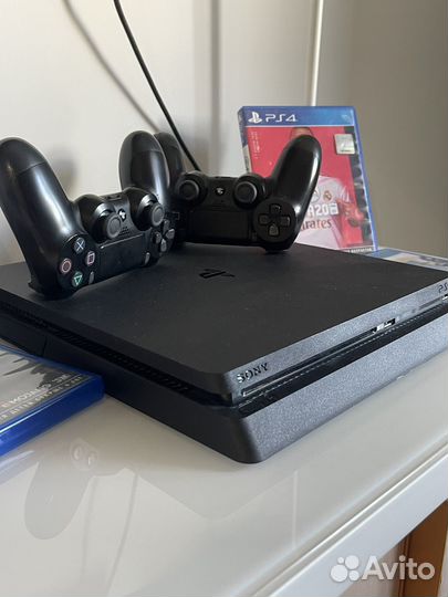 Ps4 slim 500gb + 4 диска