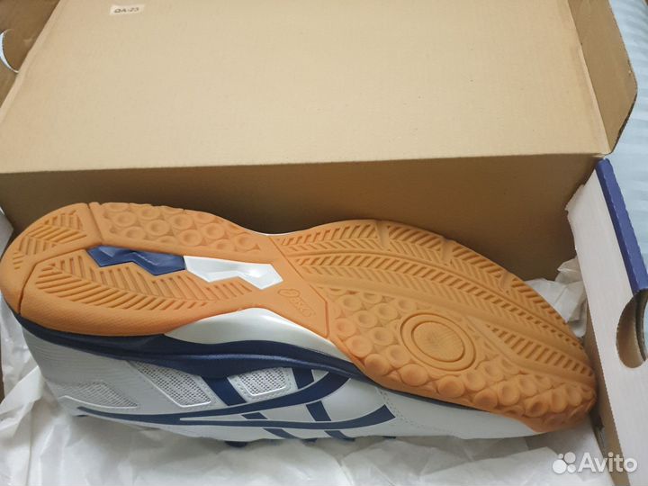 Кроссовки волейбольные asics