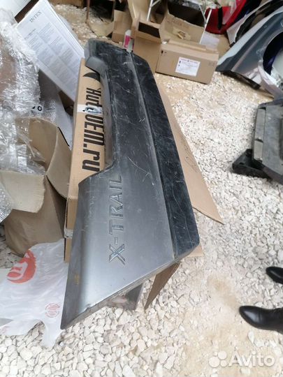 Nissan X-Trail 31 накладка задней крышки багажника