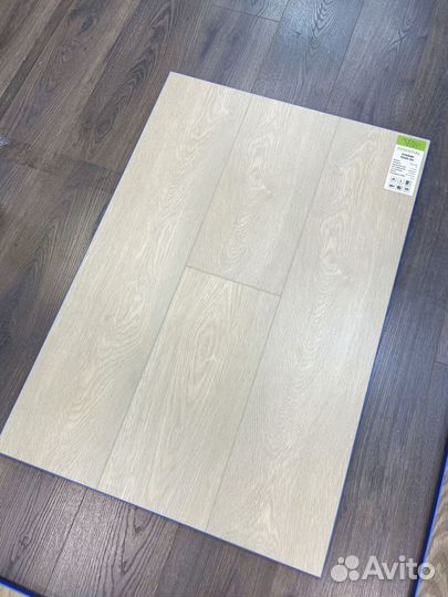 Виниловая плитка / Виниловый пол