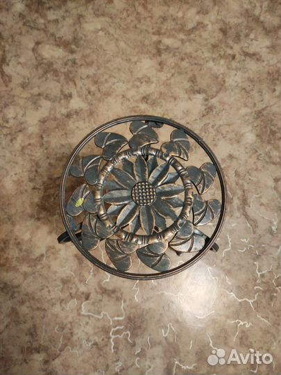 Подставка для цветов