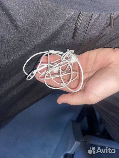 Наушники apple