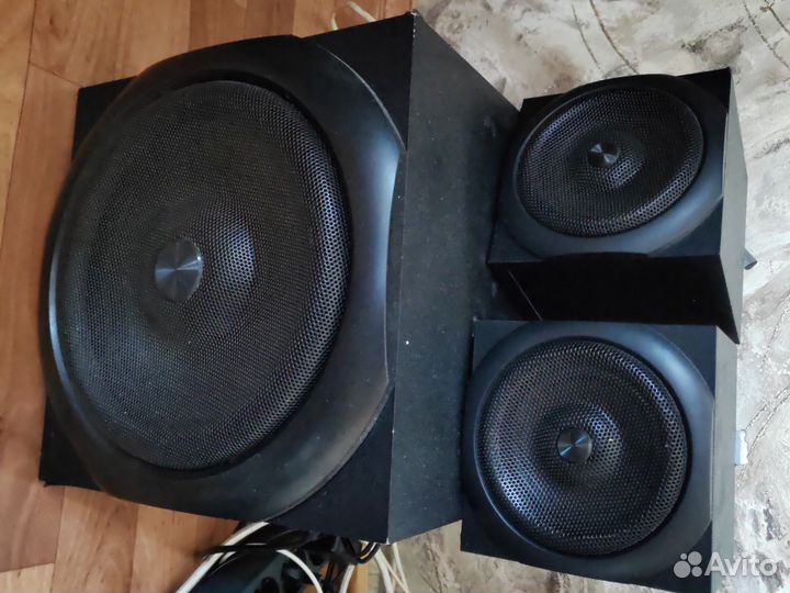 Акустические колонки