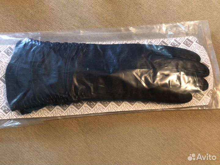 Перчатки Eleganzza 6,5