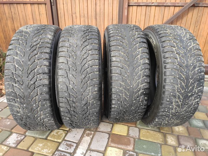 Nokian Tyres Hakkapeliitta 9 SUV 265/65 R18