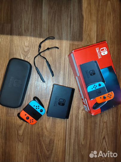 Nintendo Switch + 4 акка с играми, 128 гб